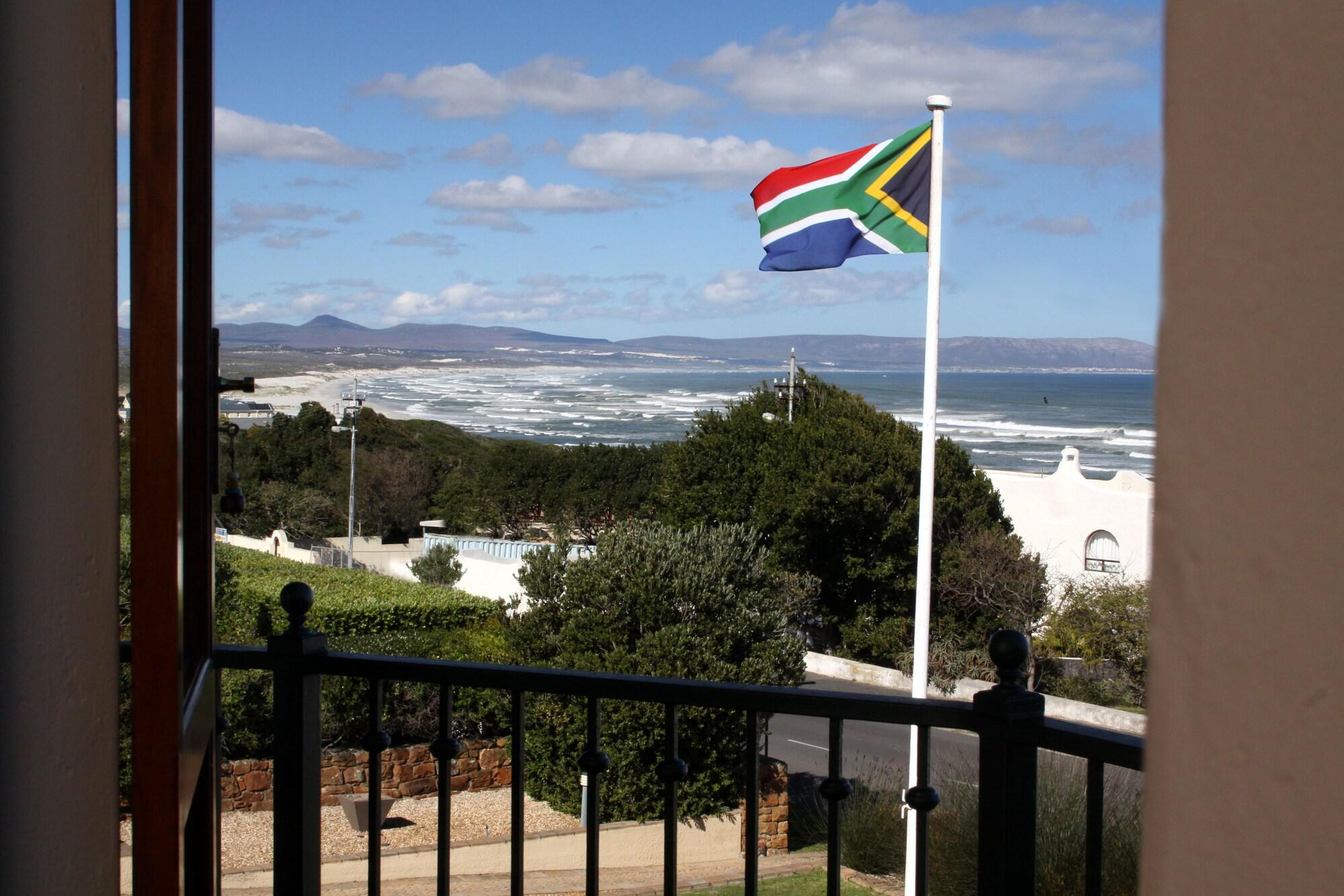 Lavender Manor Guest Lodge Hermanus Exterior photo